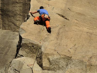 From the Alps of Italy to the seaside: rock climbing group tours and excursions